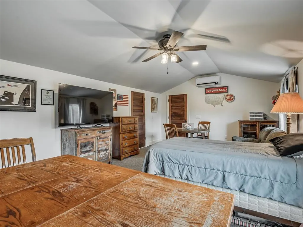 Photo 38 — 1940 SE 7th Street, Newcastle, OK 73065