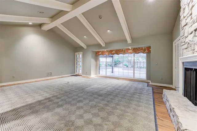 Photo 5 — 1433 Glenbrook Drive, Oklahoma City, OK 73118