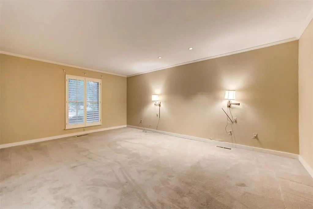 Photo 16 — 1433 Glenbrook Drive, Oklahoma City, OK 73118