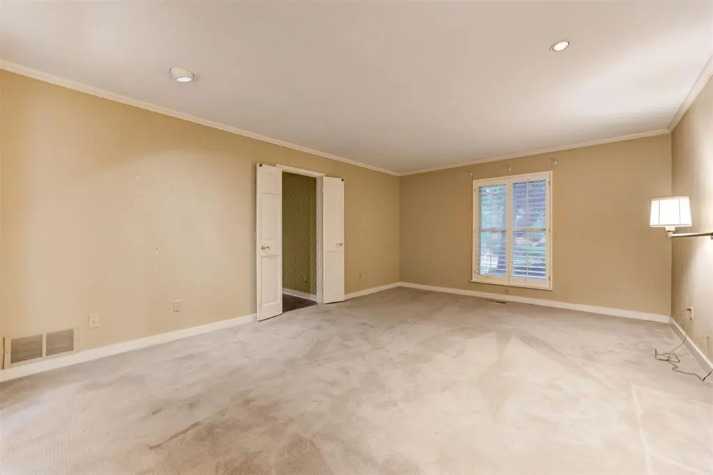 Photo 17 — 1433 Glenbrook Drive, Oklahoma City, OK 73118