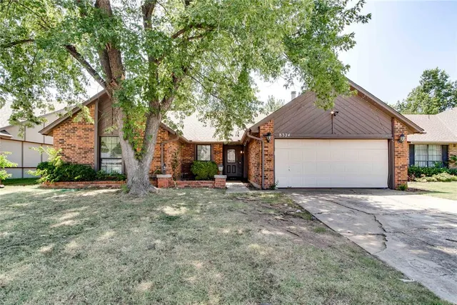 Photo 2 — 8324 NW 110th Terrace, Oklahoma City, OK 73162
