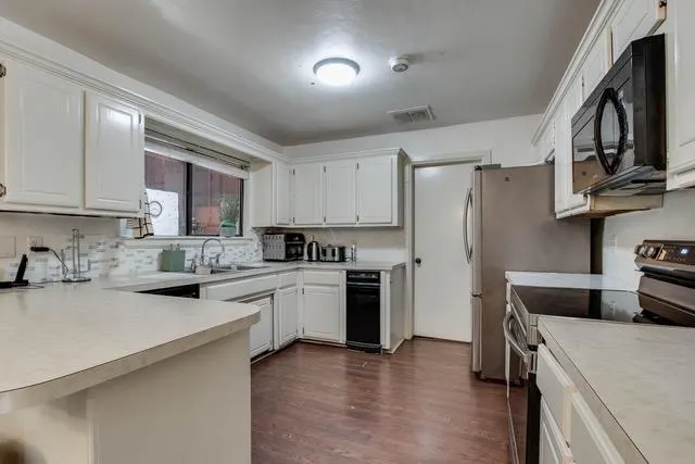 Photo 13 — 8324 NW 110th Terrace, Oklahoma City, OK 73162