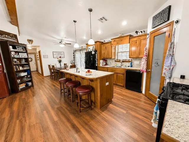 Photo 4 — 304 W 5th Street, Asher, OK 74826