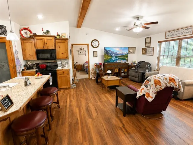 Photo 6 — 304 W 5th Street, Asher, OK 74826