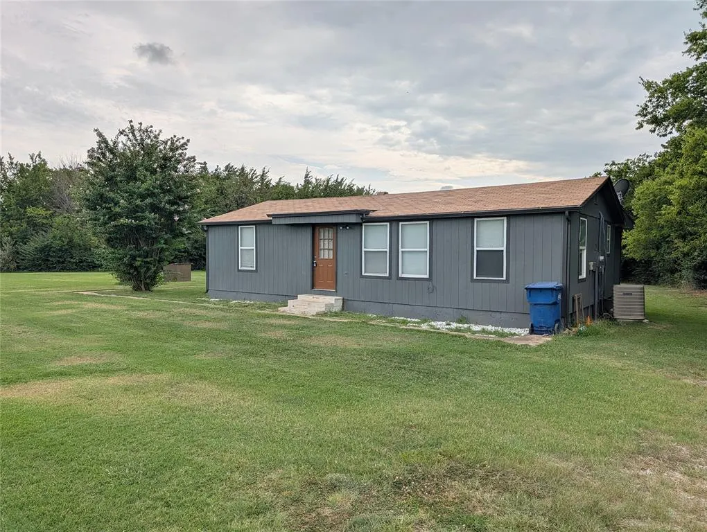 Photo 5 — 7400 High Meadow Road, Noble, OK 73068