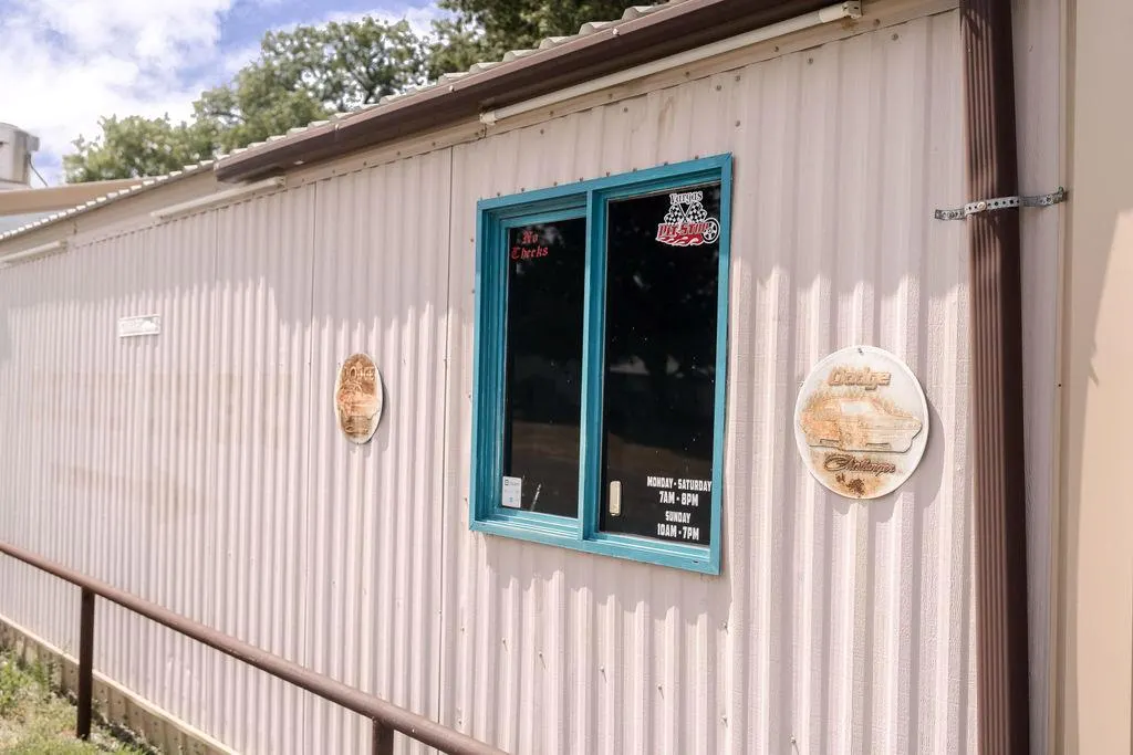 Photo 3 — 223 S Sheb Wooley Avenue, Erick, OK 73645