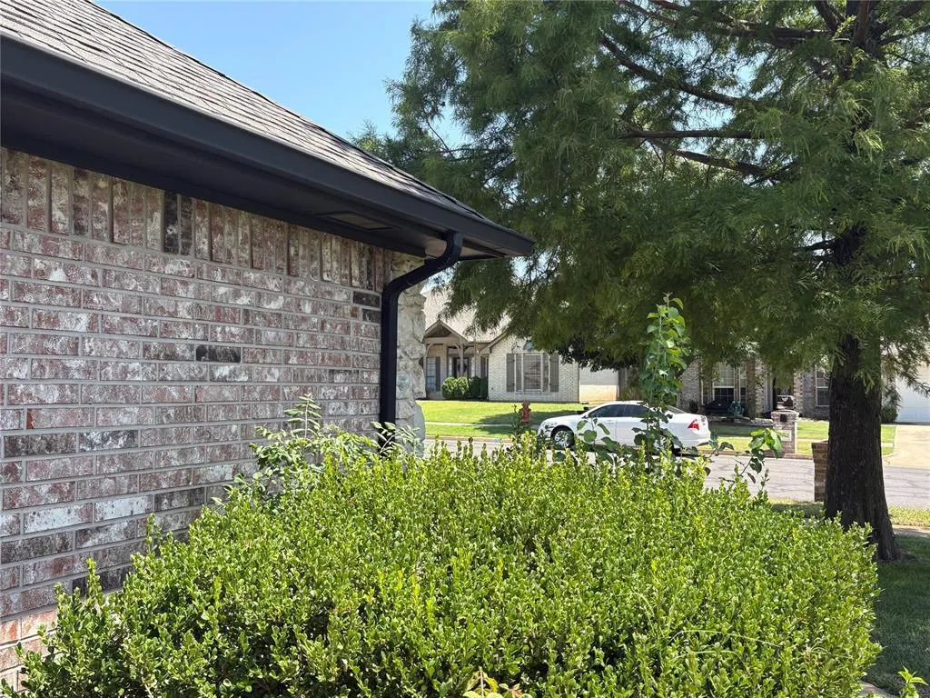 Photo 32 — 2009 Del Simmons Drive, Edmond, OK 73003