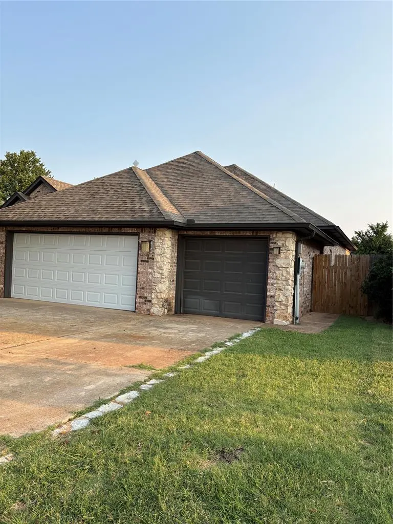 Photo 33 — 2009 Del Simmons Drive, Edmond, OK 73003