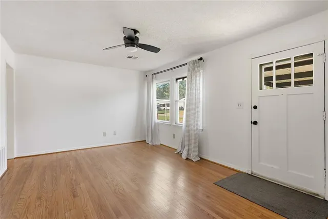 Photo 3 — 4713 SE 23rd Street, Oklahoma City, OK 73115