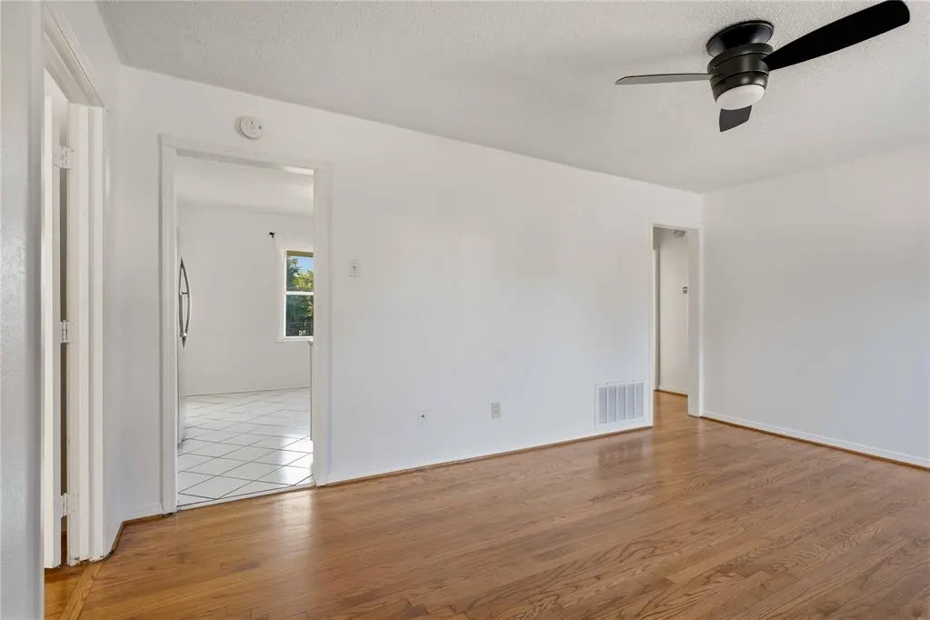 Photo 7 — 4713 SE 23rd Street, Oklahoma City, OK 73115