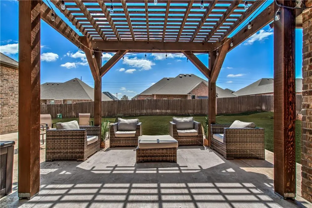 Photo 27 — 1800 NW 194th Circle, Edmond, OK 73012