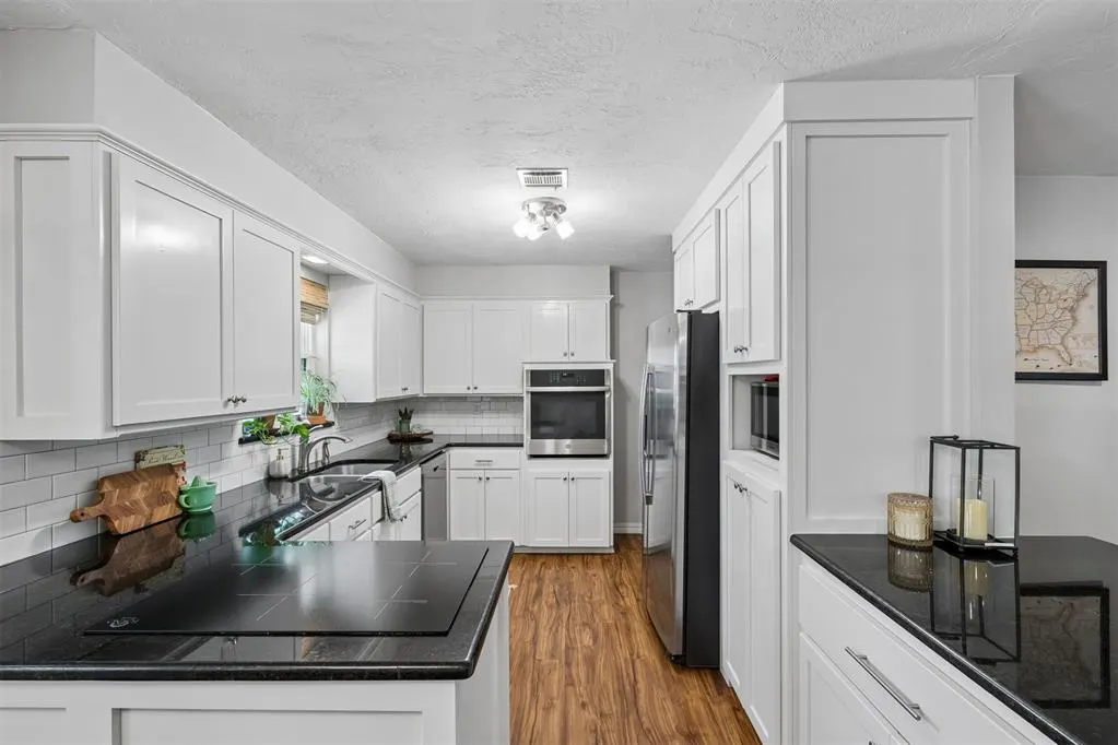 Photo 10 — 2657 Brentwood Drive, Norman, OK 73069