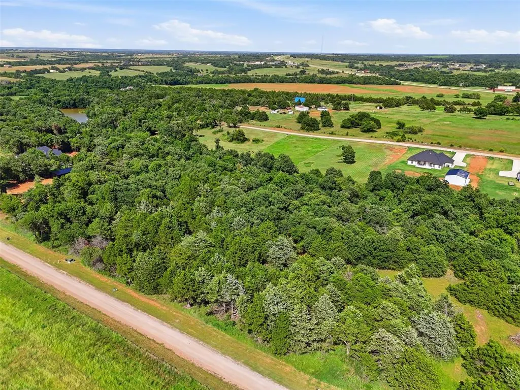 Photo 2 — 980 Creekside Trail 005, Guthrie, OK 73044