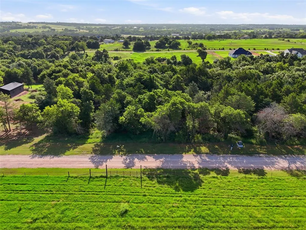 Photo 2 — 1000 Creekside Trail 006, Guthrie, OK 73044