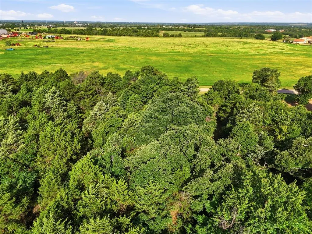 Photo 5 — 1000 Creekside Trail 006, Guthrie, OK 73044