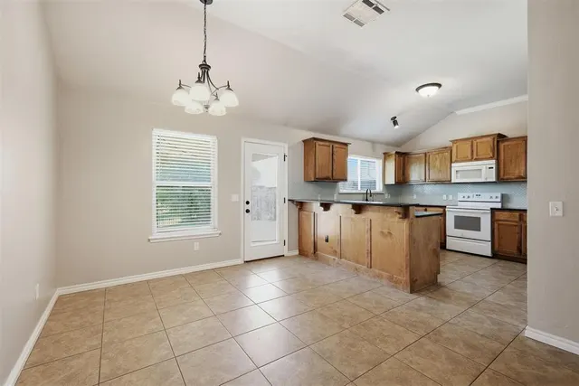 Photo 5 — 2420 Shell Drive, Oklahoma City, OK 73130
