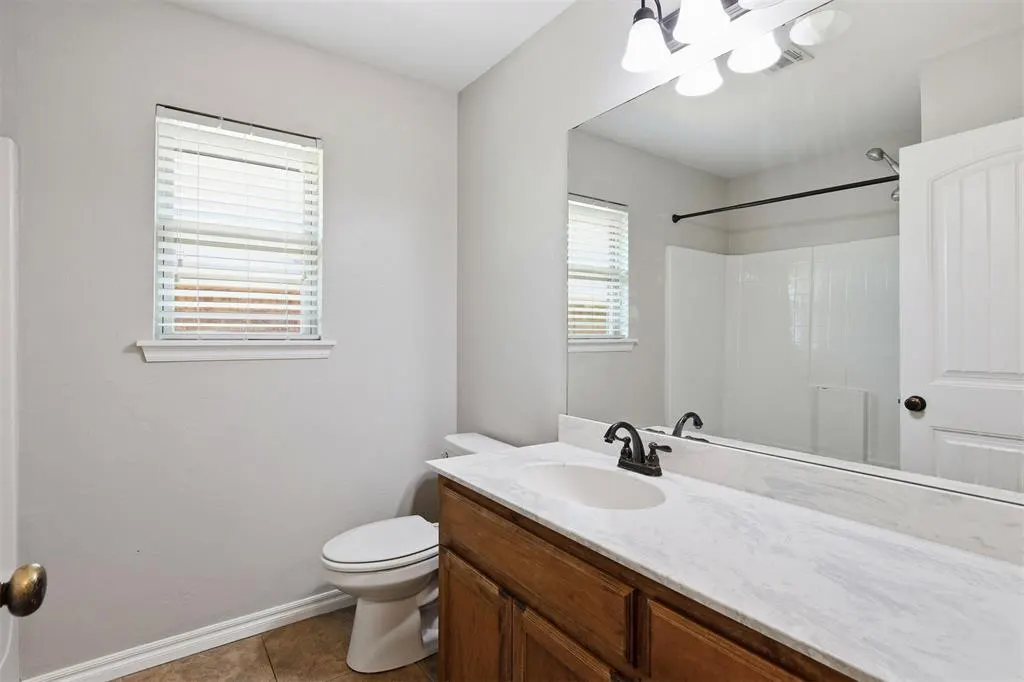 Photo 15 — 2420 Shell Drive, Oklahoma City, OK 73130
