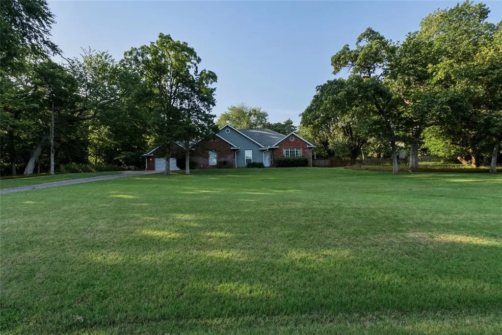 Photo 32 — 3333 Everett Drive, Edmond, OK 73013