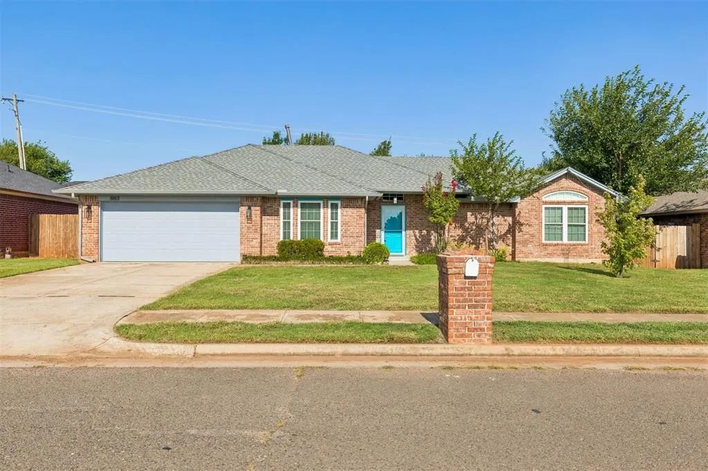Front exterior — 8801 Scirocco Circle, Oklahoma City, OK 73135