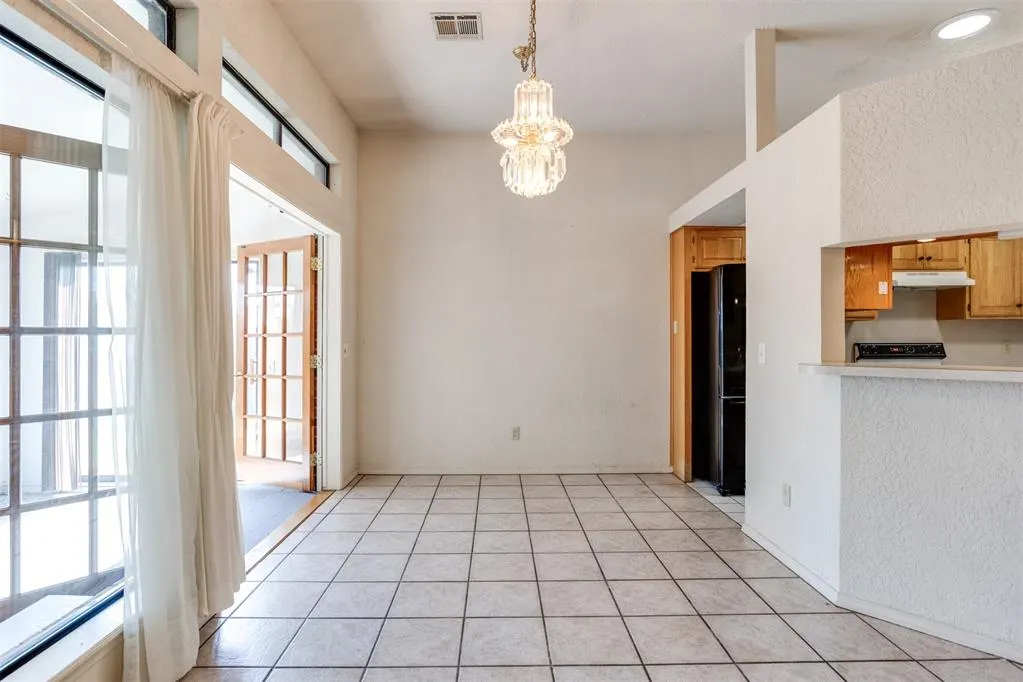 Photo 9 — 1613 Pinnacle Lane, Edmond, OK 73003