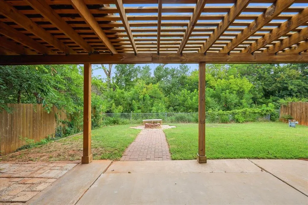 Photo 10 — 2418 N Park Drive, Stillwater, OK 74075