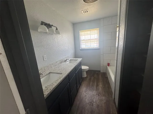 Photo 2 — 137 Bluestem Street, Weatherford, OK 73096