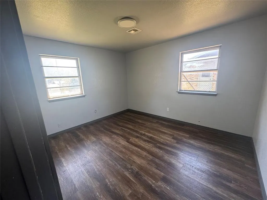 Photo 3 — 137 Bluestem Street, Weatherford, OK 73096