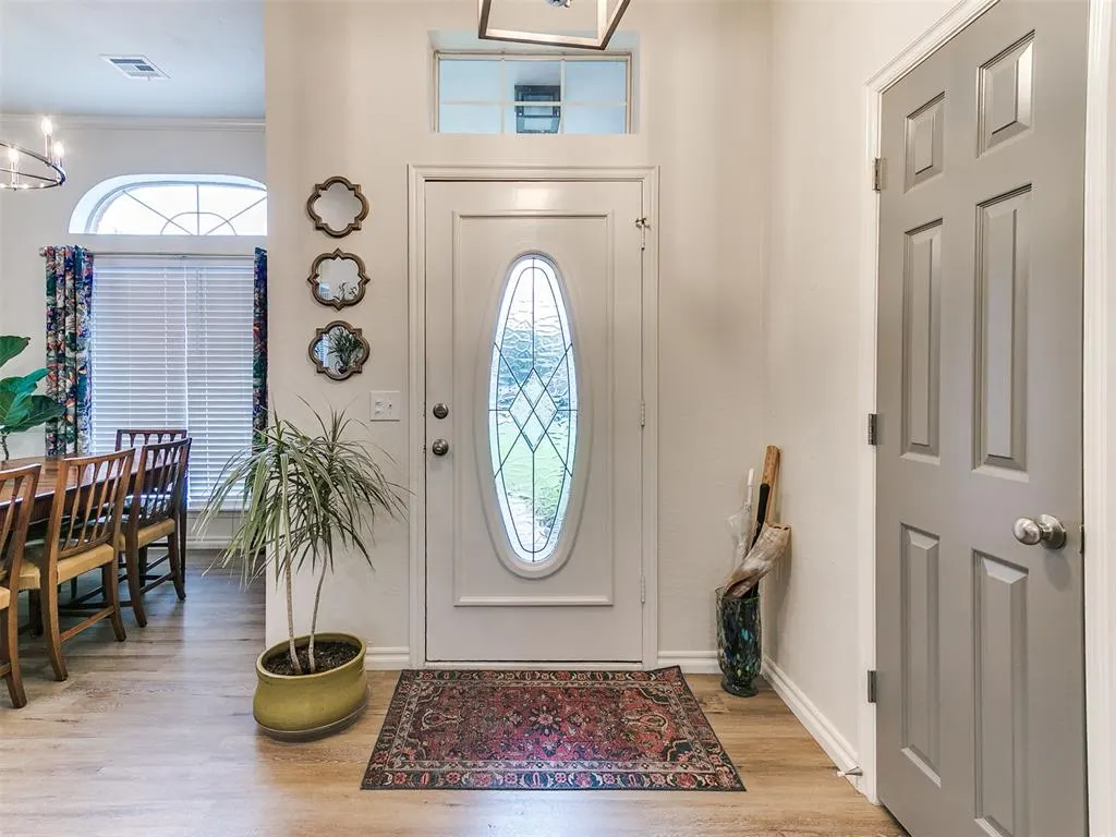 Photo 8 — 804 Fairway Drive, Norman, OK 73069