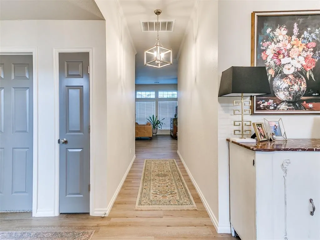 Photo 9 — 804 Fairway Drive, Norman, OK 73069