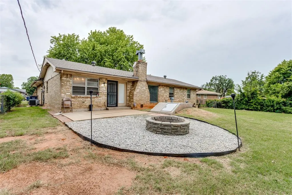 Photo 43 — 908 S Meadow Lane, Mustang, OK 73064