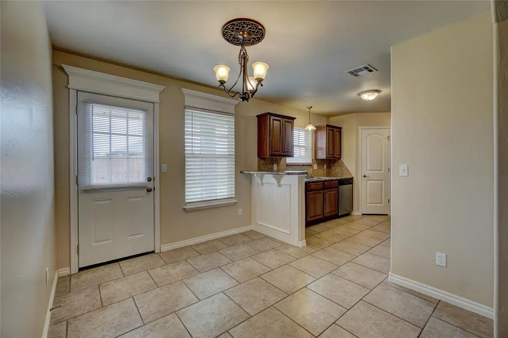 Photo 4 — 510 NE 20th Street, Newcastle, OK 73065