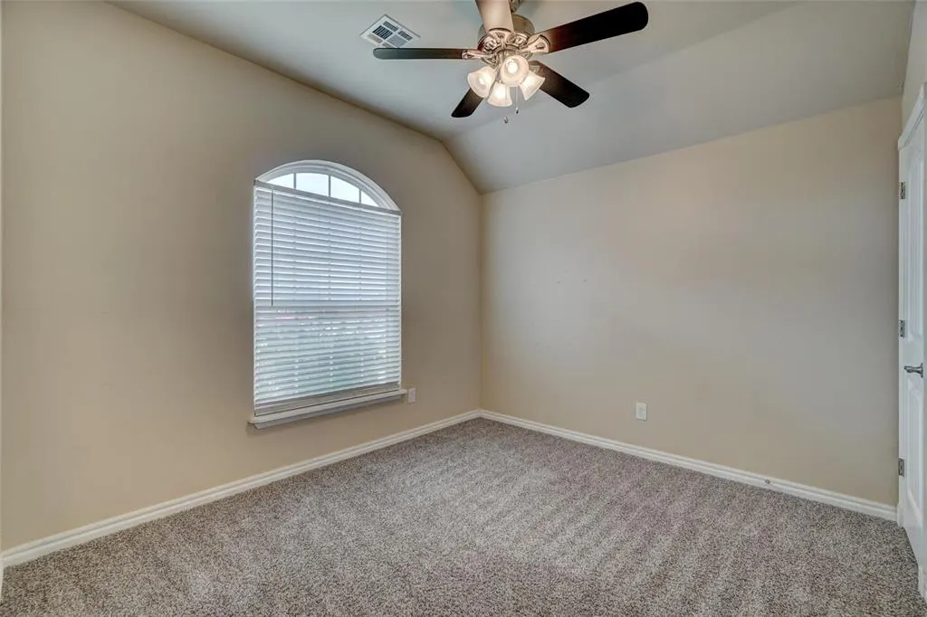Photo 10 — 510 NE 20th Street, Newcastle, OK 73065