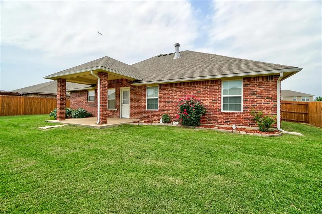 Photo 14 — 510 NE 20th Street, Newcastle, OK 73065