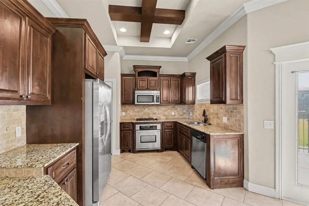 Photo 8 — 2132 Newbrook Drive, Edmond, OK 73003