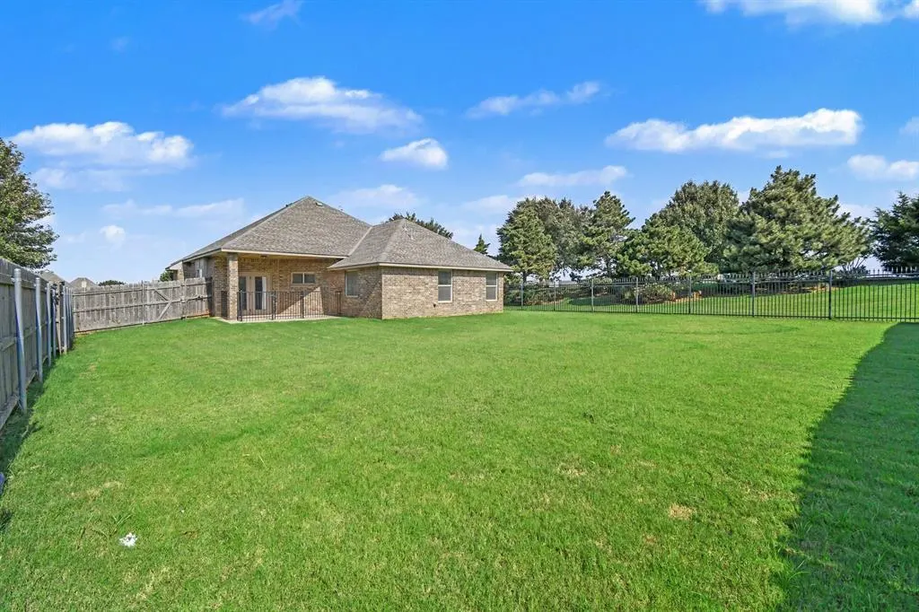Photo 28 — 2132 Newbrook Drive, Edmond, OK 73003