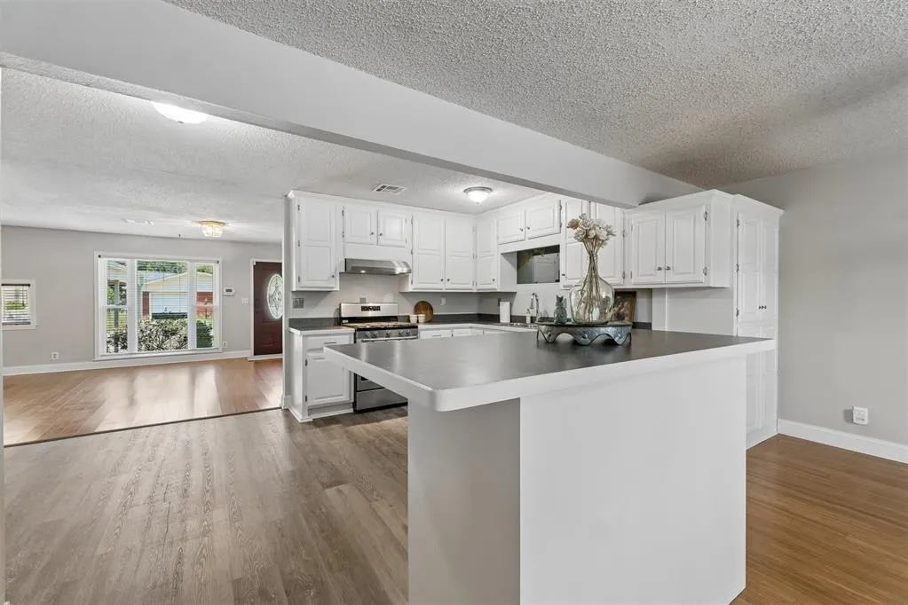 Photo 12 — 811 2nd Street, Maysville, OK 73057