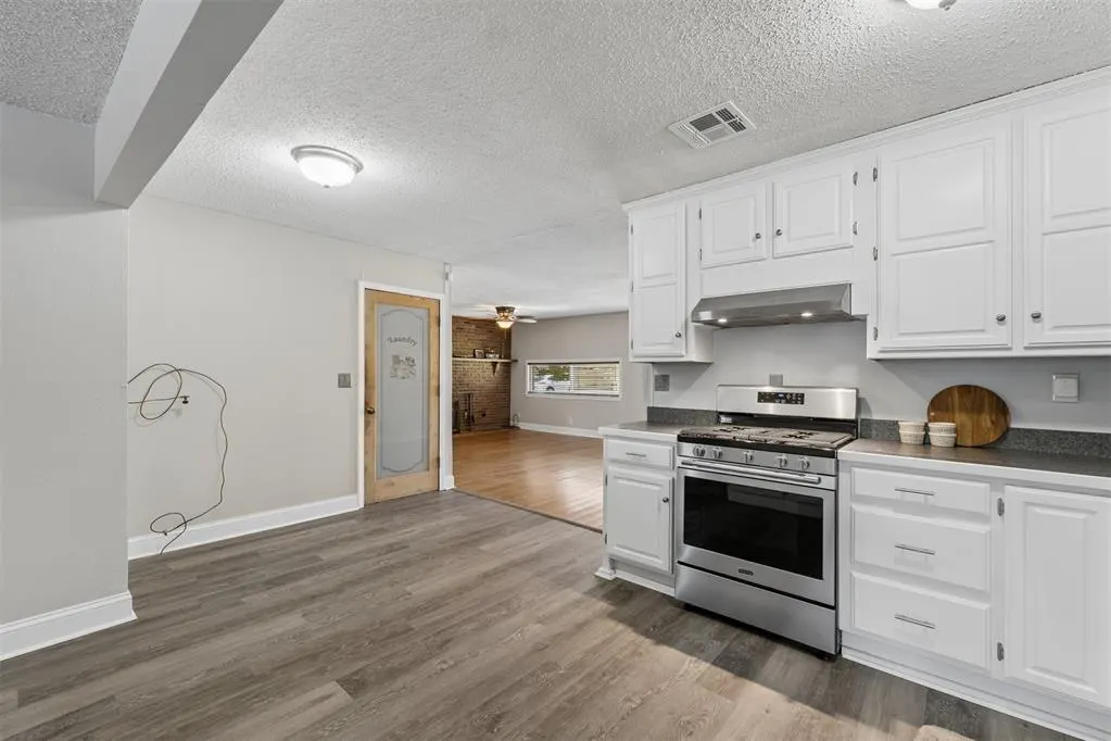 Photo 14 — 811 2nd Street, Maysville, OK 73057