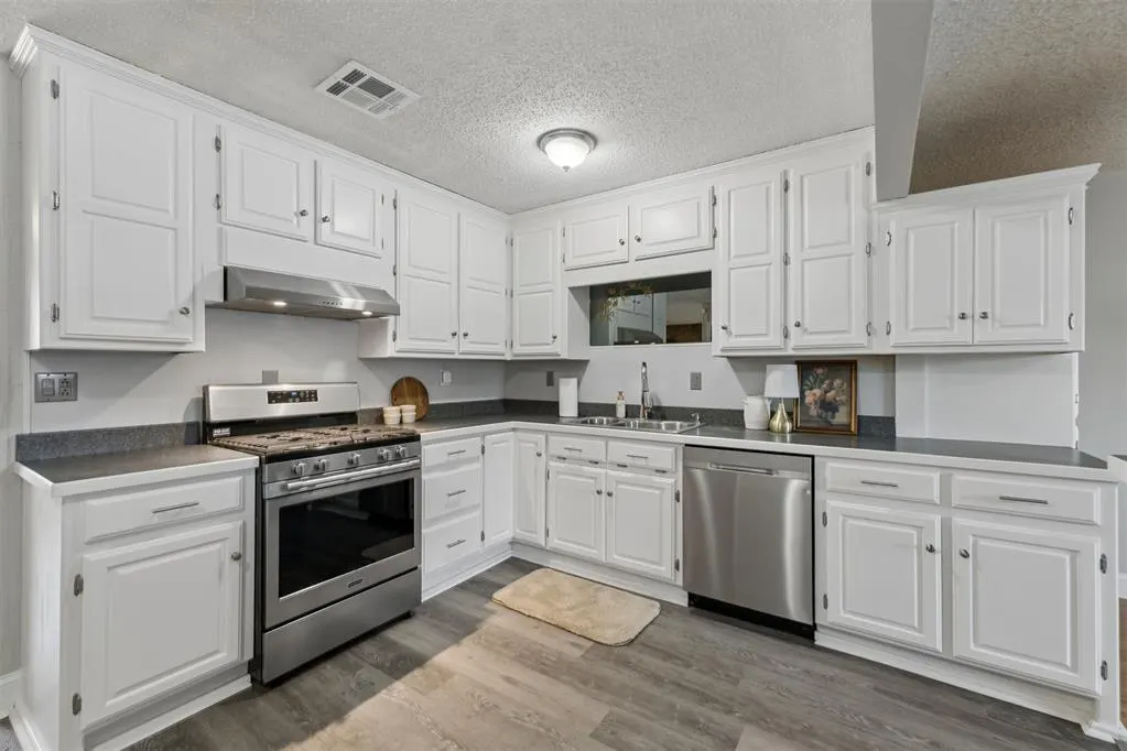 Photo 15 — 811 2nd Street, Maysville, OK 73057