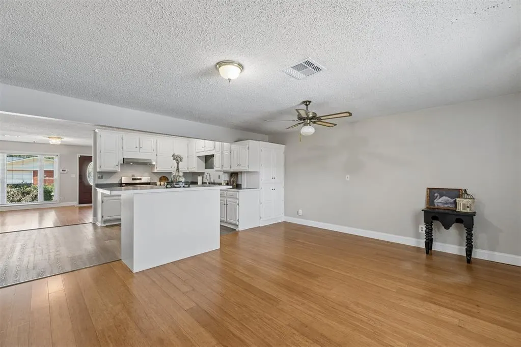 Photo 21 — 811 2nd Street, Maysville, OK 73057