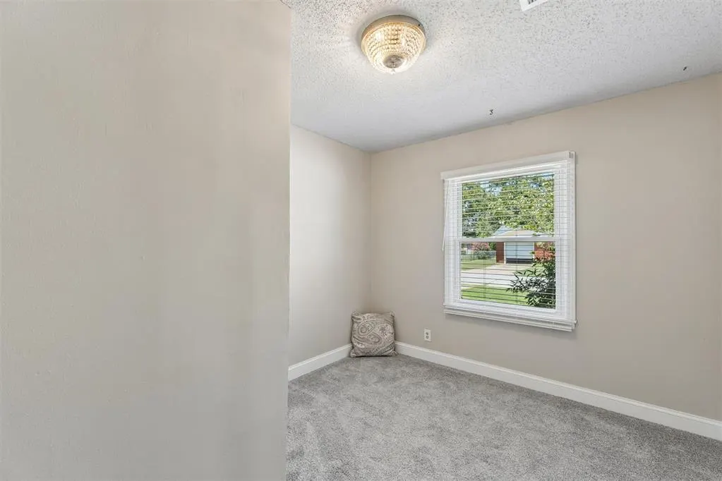 Photo 35 — 811 2nd Street, Maysville, OK 73057