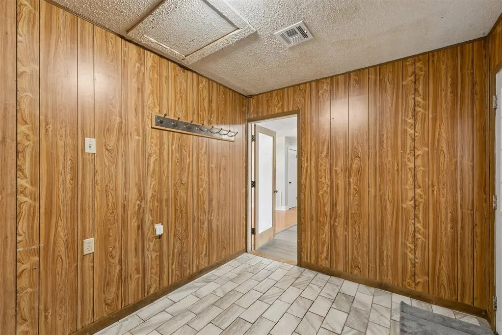 Photo 38 — 811 2nd Street, Maysville, OK 73057