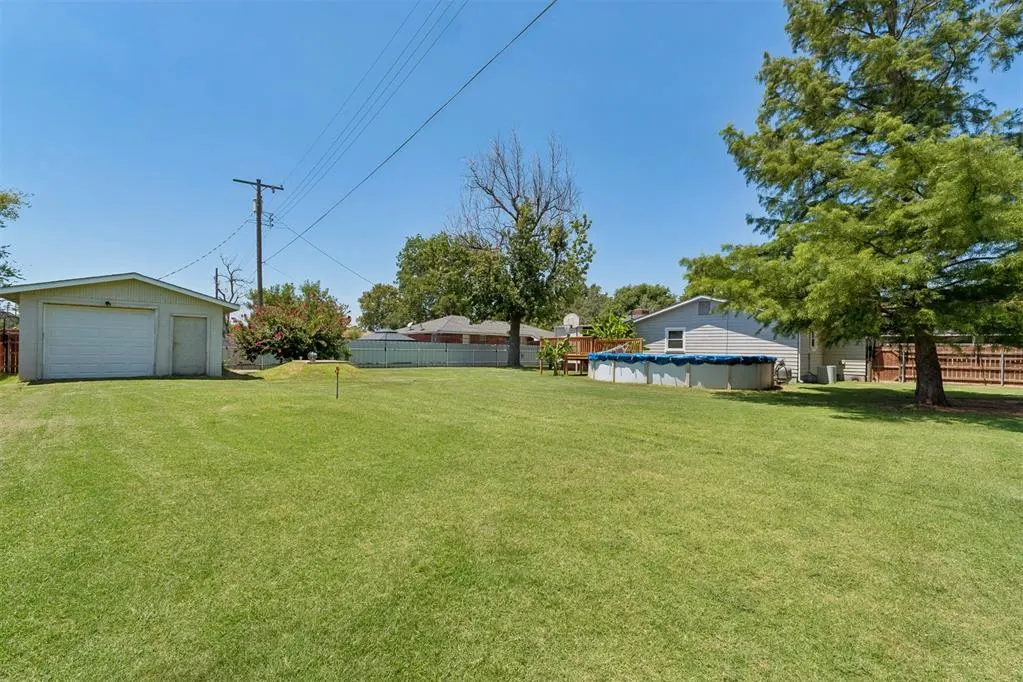Photo 44 — 811 2nd Street, Maysville, OK 73057