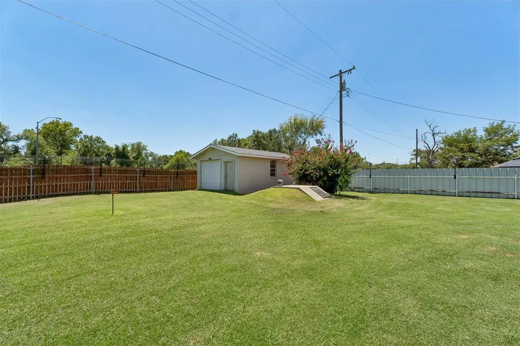 Photo 45 — 811 2nd Street, Maysville, OK 73057