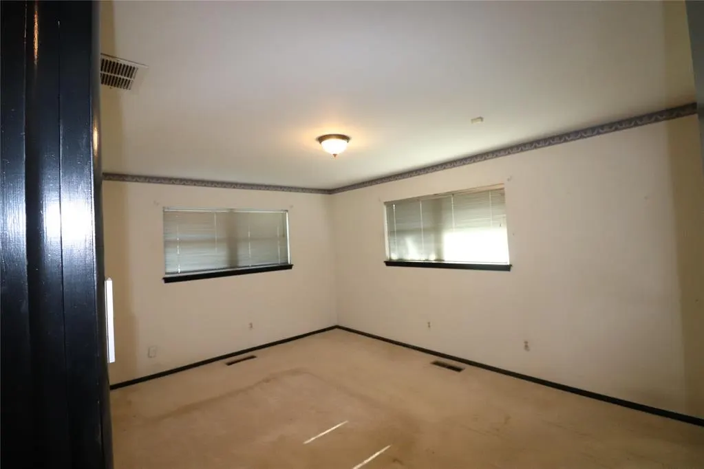 Photo 16 — 4229 NW 57th Street, Oklahoma City, OK 73112