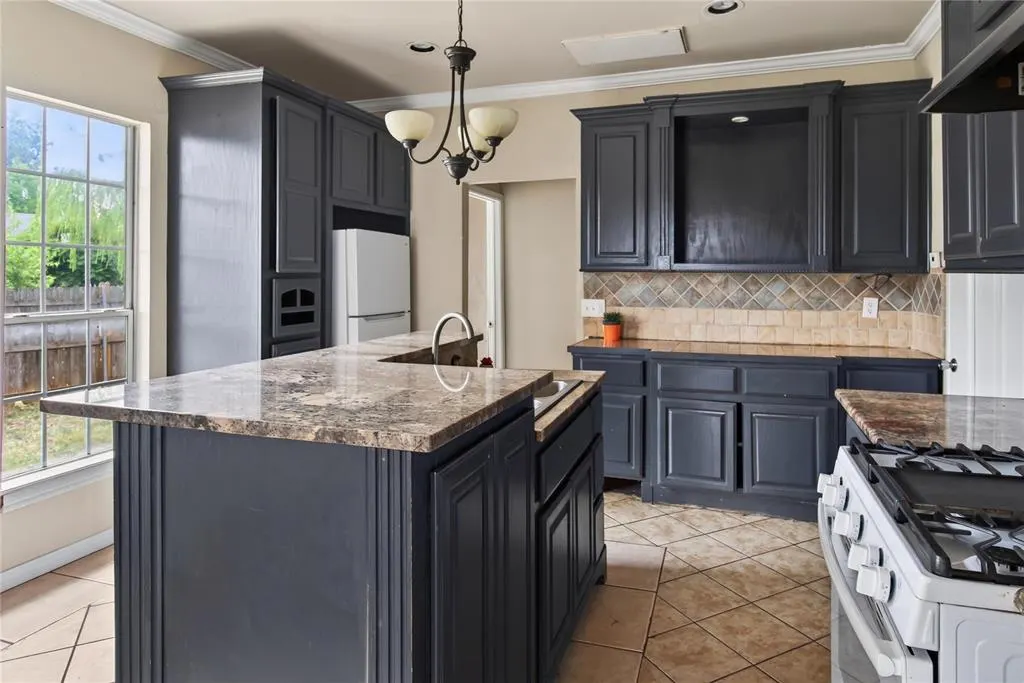 Photo 7 — 1200 SW 23rd Street, Oklahoma City, OK 73109