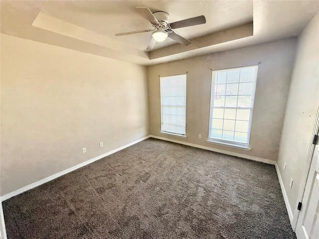 Photo 14 — 1512 Sommerset Place, Altus, OK 73521