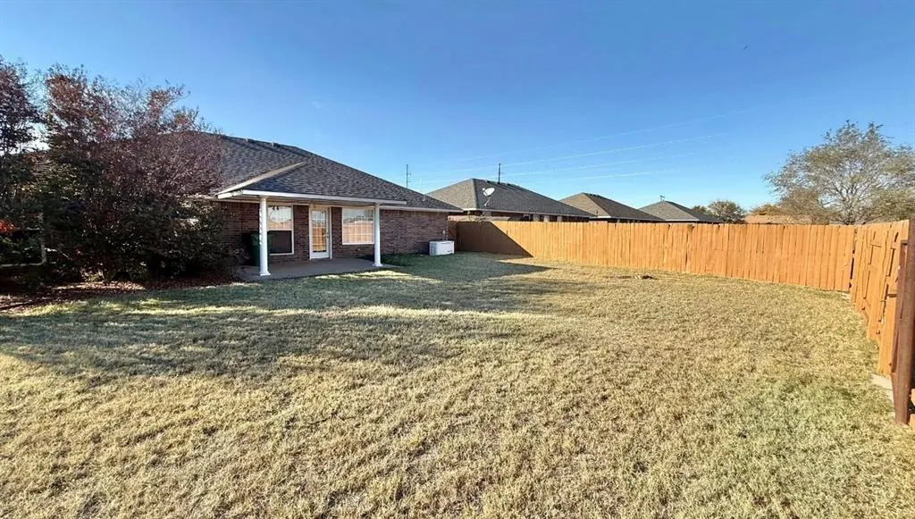 Photo 22 — 1512 Sommerset Place, Altus, OK 73521