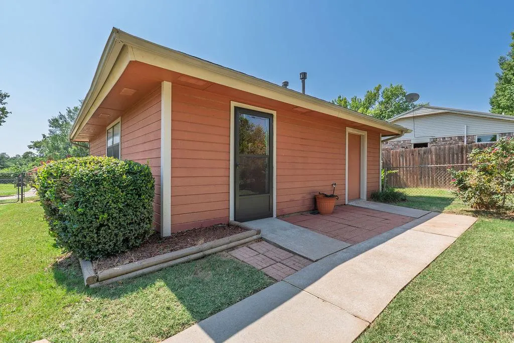 Photo 41 — 29 Sequoyah Boulevard, Shawnee, OK 74801