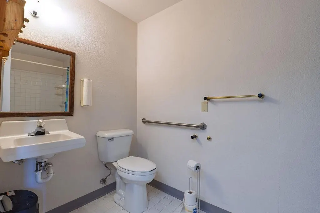 Photo 47 — 29 Sequoyah Boulevard, Shawnee, OK 74801