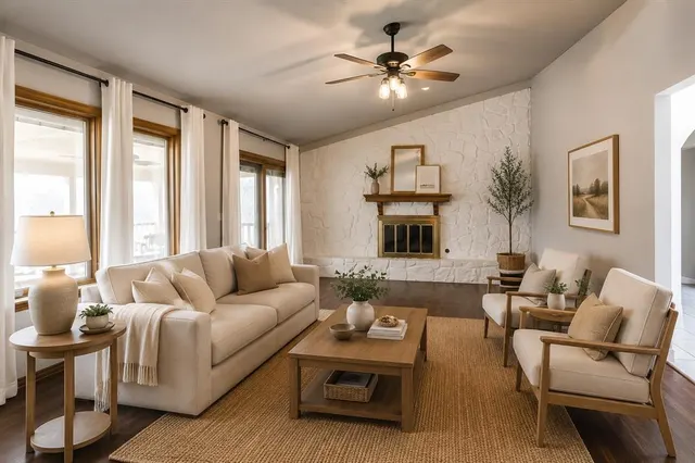 Photo 4 — 320 Elwood Drive, Edmond, OK 73013